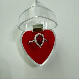 Elegant Silver and Red Teardrop Ring